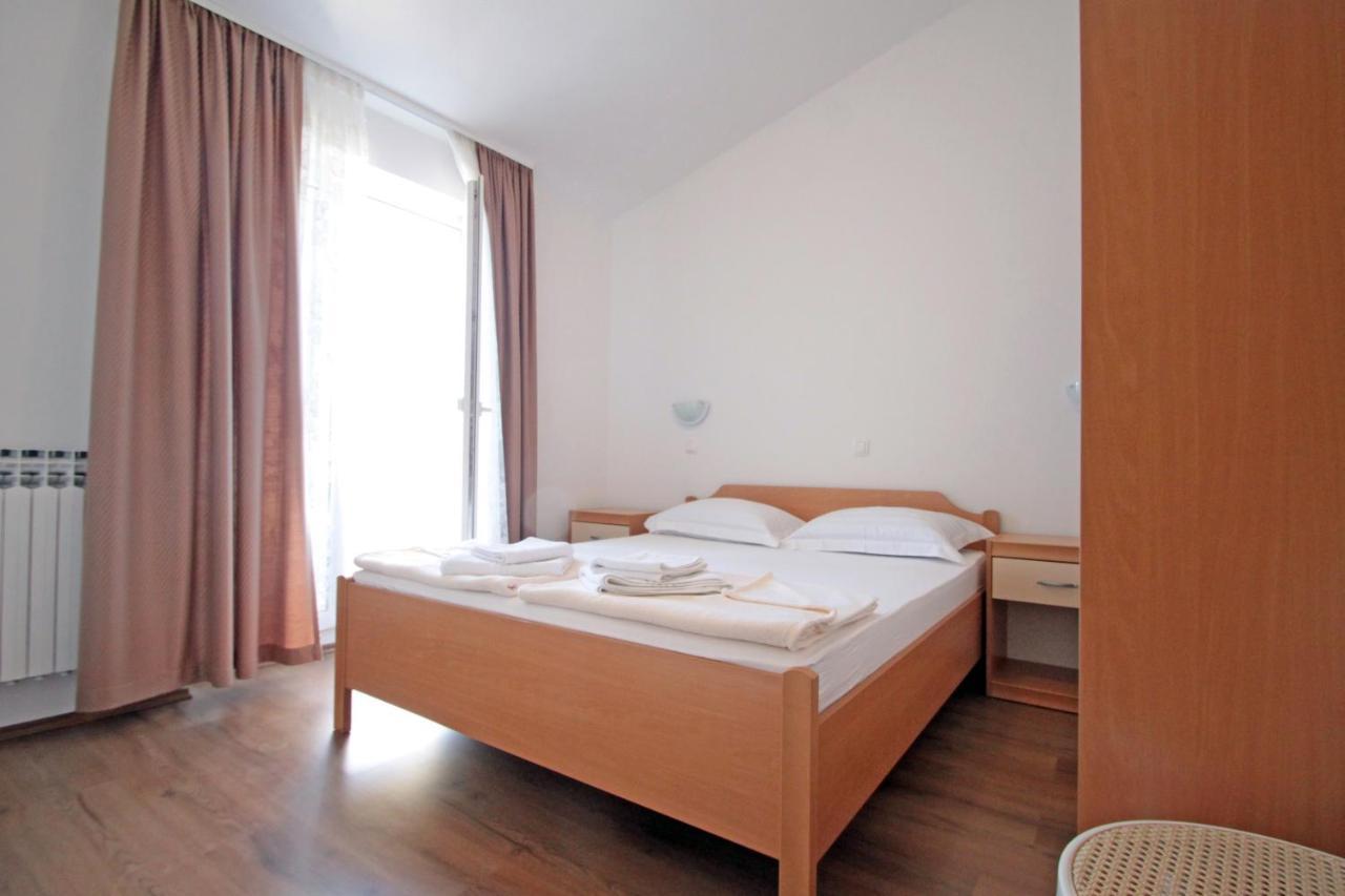 Apartments By The Sea Vinjerac, Zadar - 5811 Luaran gambar