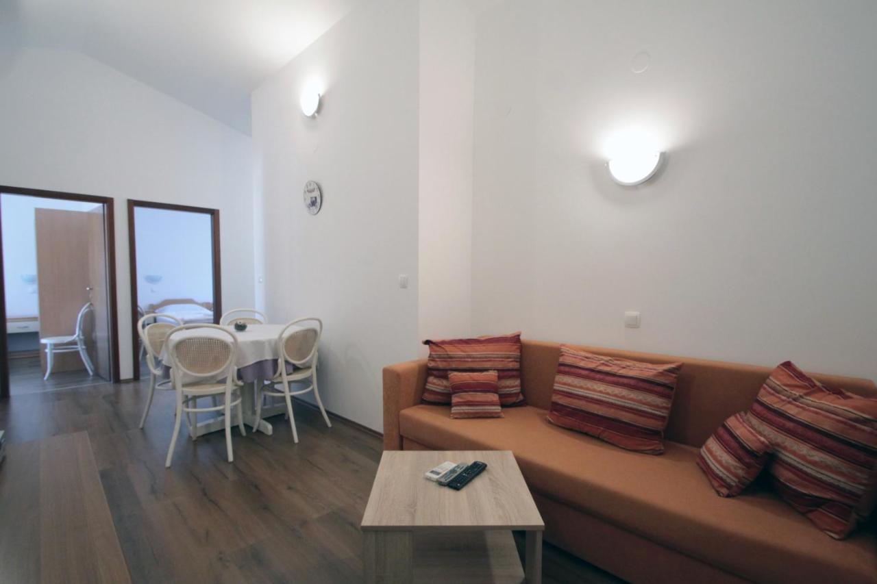 Apartments By The Sea Vinjerac, Zadar - 5811 Luaran gambar