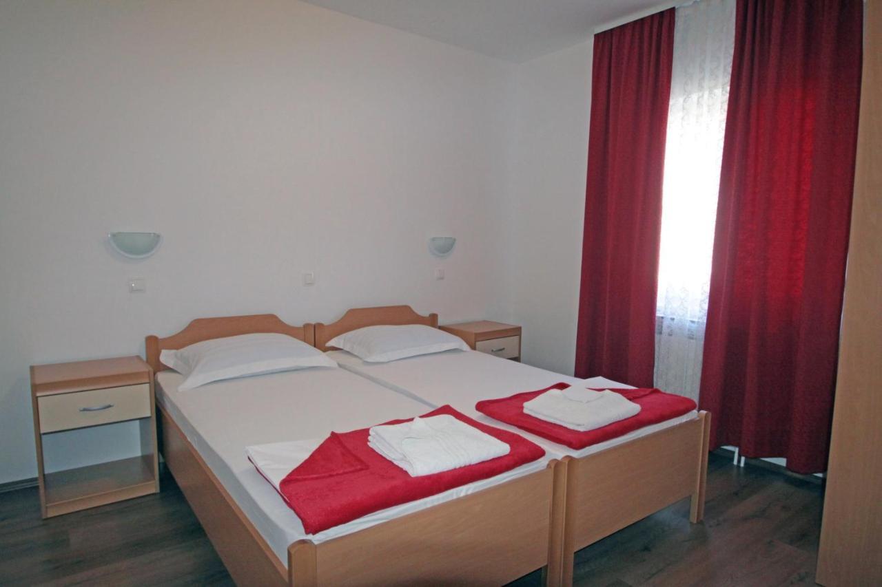 Apartments By The Sea Vinjerac, Zadar - 5811 Luaran gambar